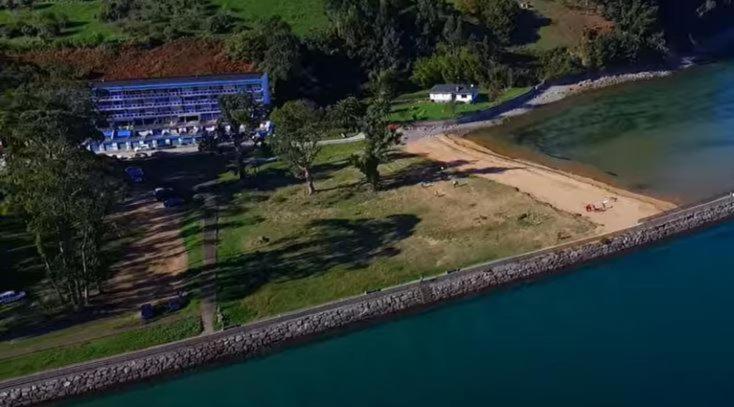 Playa Del Puntal I Villaviciosa Primera Linea Playa Luaran gambar